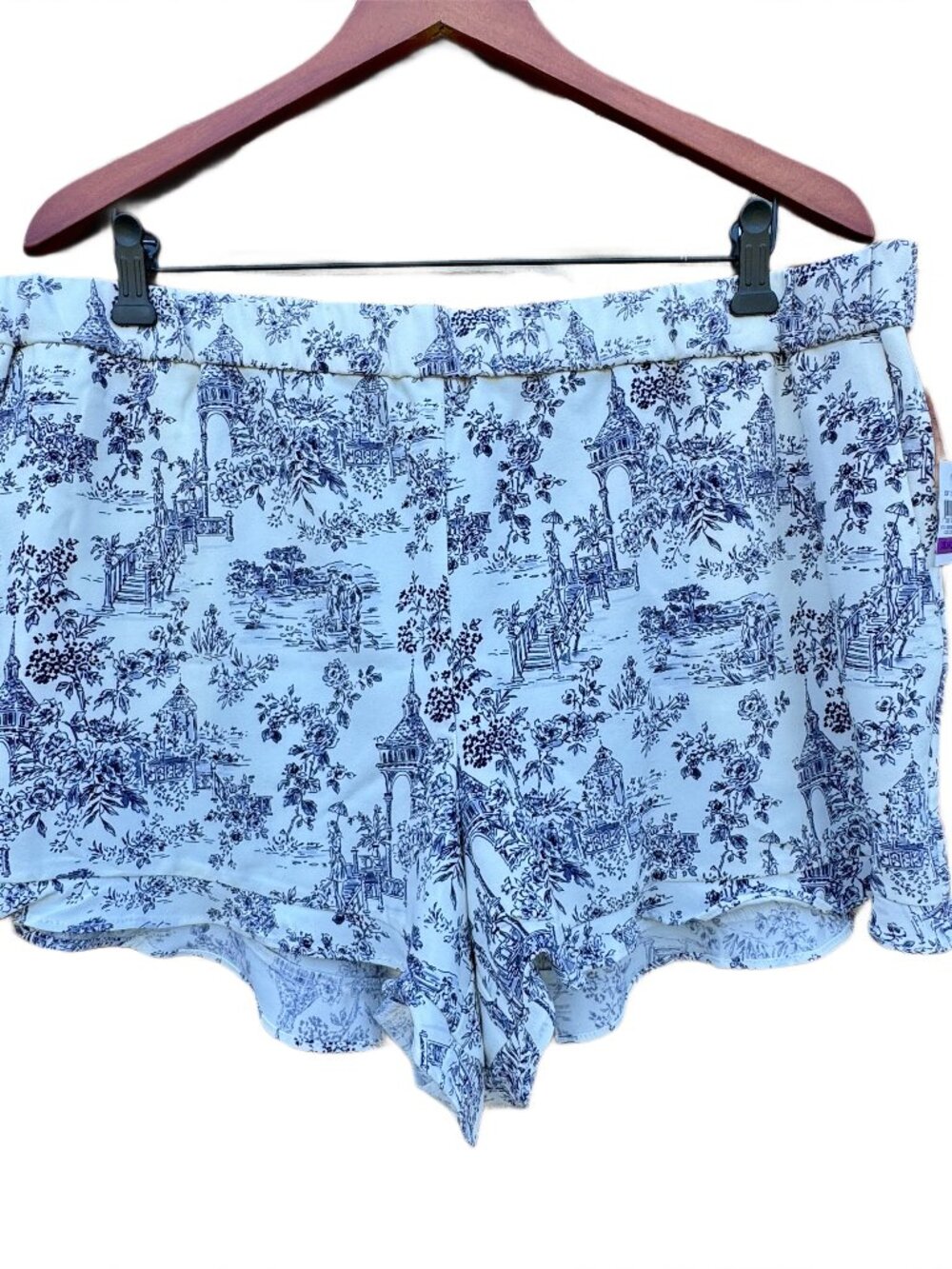 Maison Jules Pull On Shorts XXL Cream Blue Toile de Jouy Print Romantic